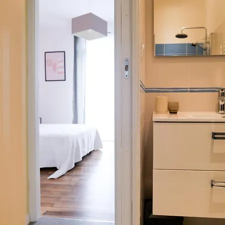 Prázdninový dům Jolie Maison Renovee Dans Le Centre-ville Avec Garage Privatif 4 Personnes *