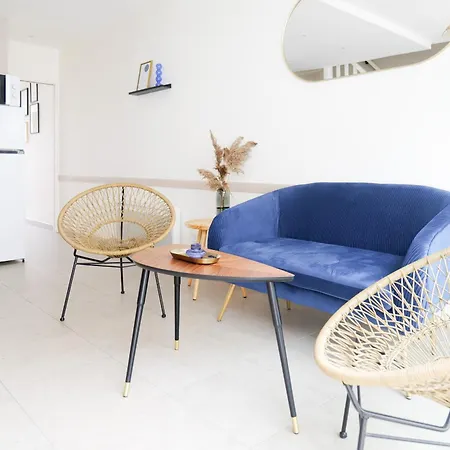 Jolie Maison Renovee Dans Le Centre-ville Avec Garage Privatif 4 Personnes Ferienhaus Les Sables-dʼOlonne