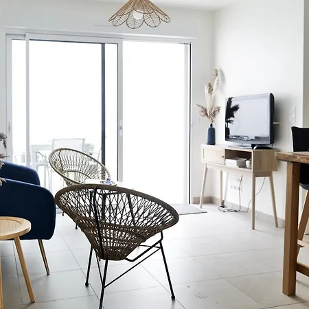 Ferienhaus Jolie Maison Renovee Dans Le Centre-ville Avec Garage Privatif 4 Personnes