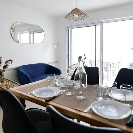 Jolie Maison Renovee Dans Le Centre-ville Avec Garage Privatif 4 Personnes * Les Sables-d'Olonne