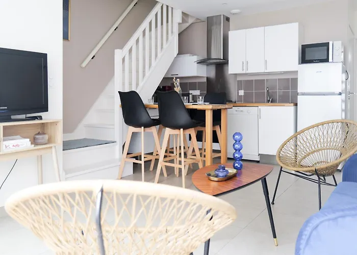 Dom wakacyjny Jolie Maison Renovee Dans Le Centre-ville Avec Garage Privatif 4 Personnes